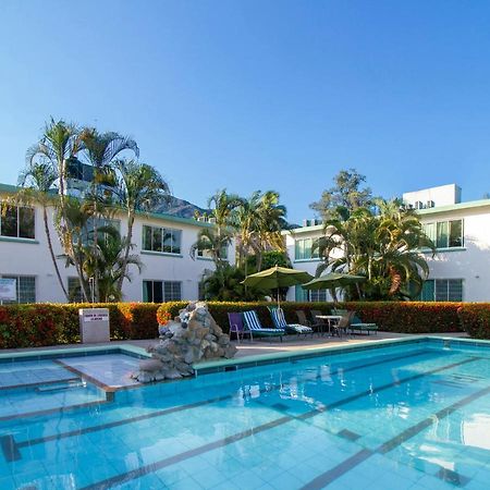 Hotel Parotas Manzanillo Exterior photo