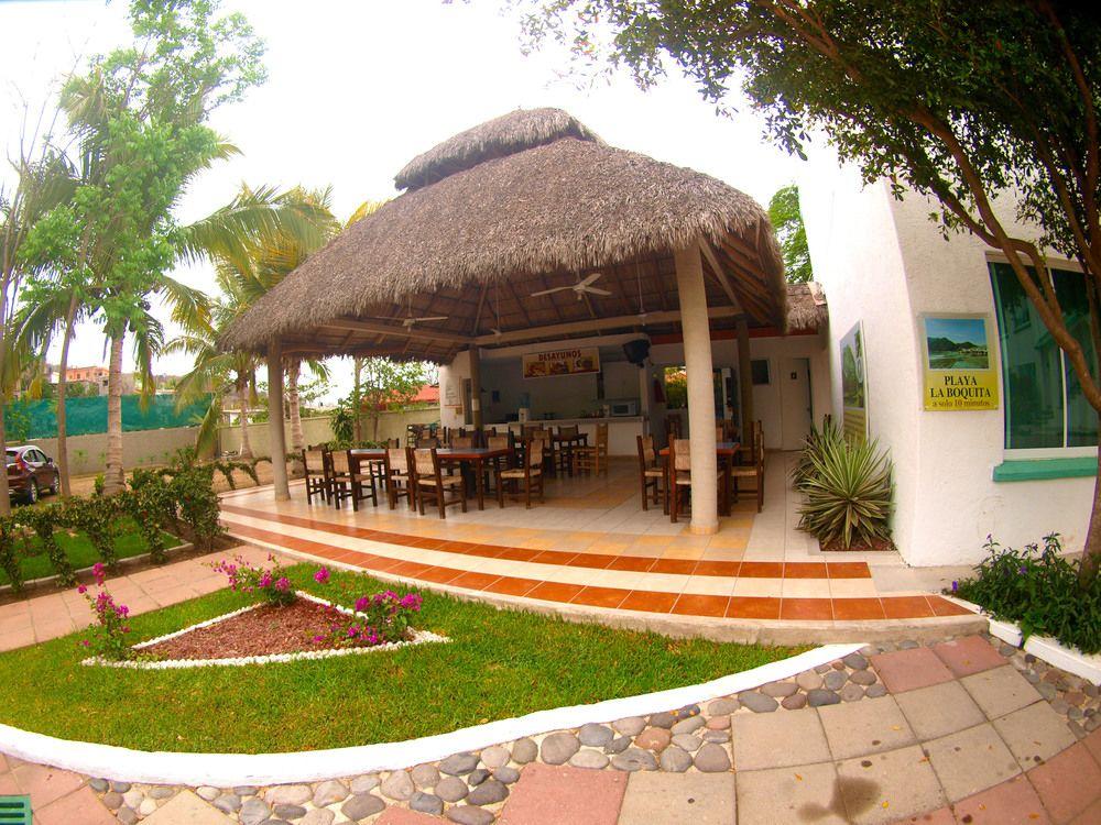 Hotel Parotas Manzanillo Exterior photo