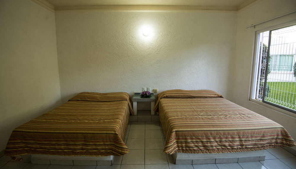 Hotel Parotas Manzanillo Exterior photo