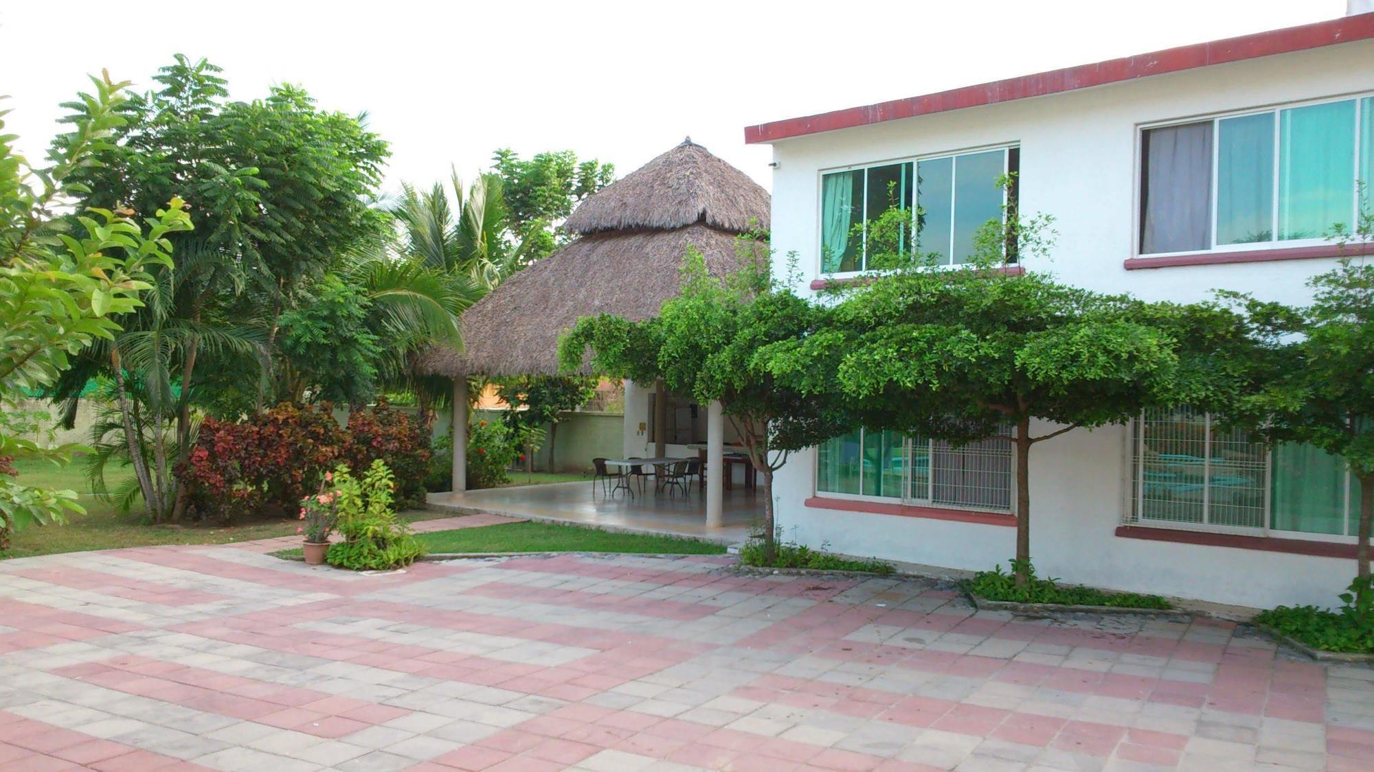 Hotel Parotas Manzanillo Exterior photo