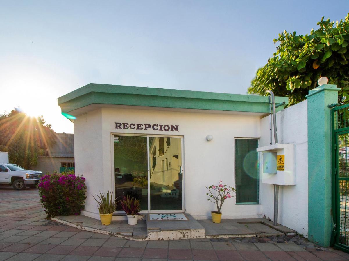 Hotel Parotas Manzanillo Exterior photo