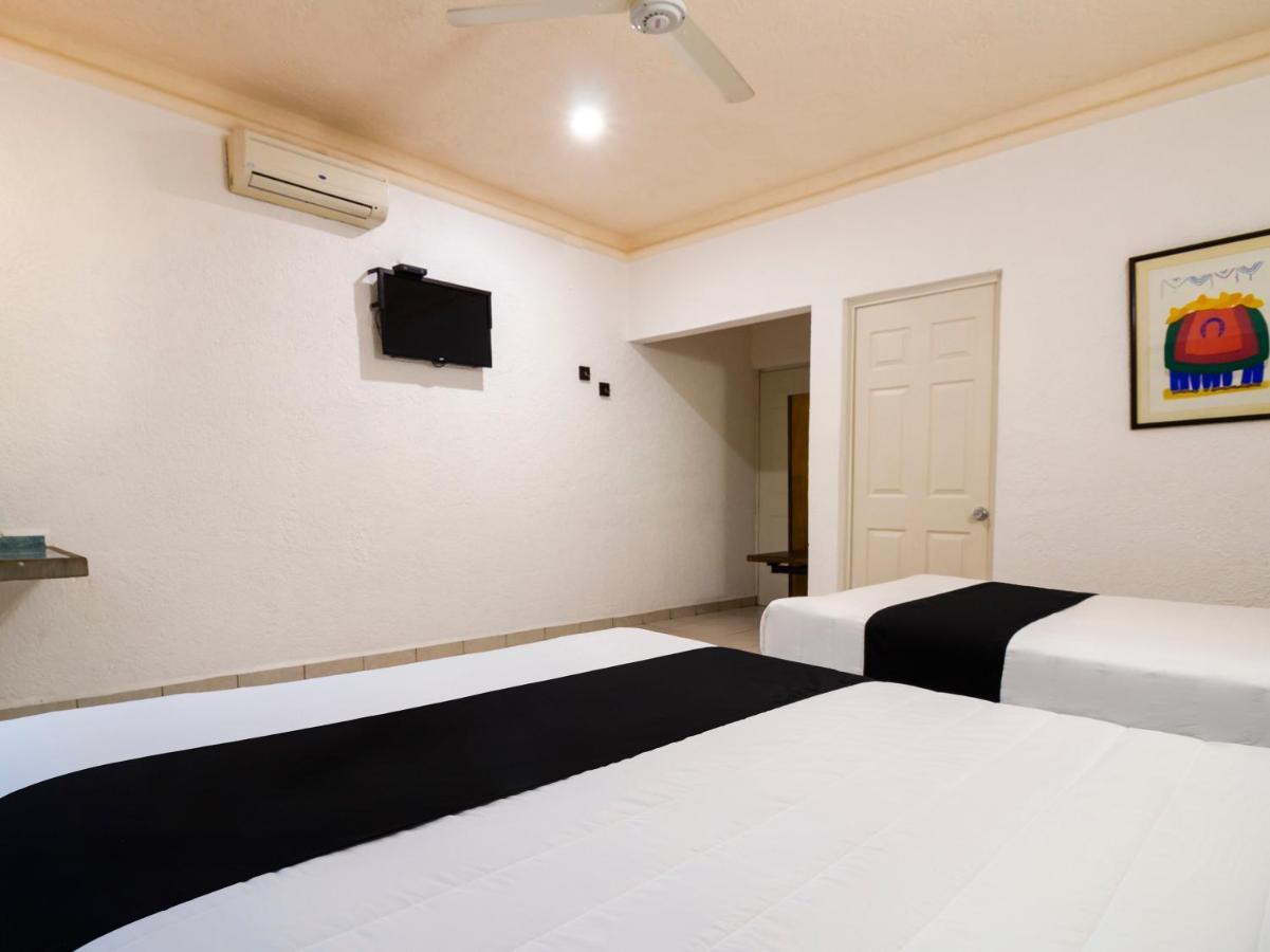 Hotel Parotas Manzanillo Exterior photo